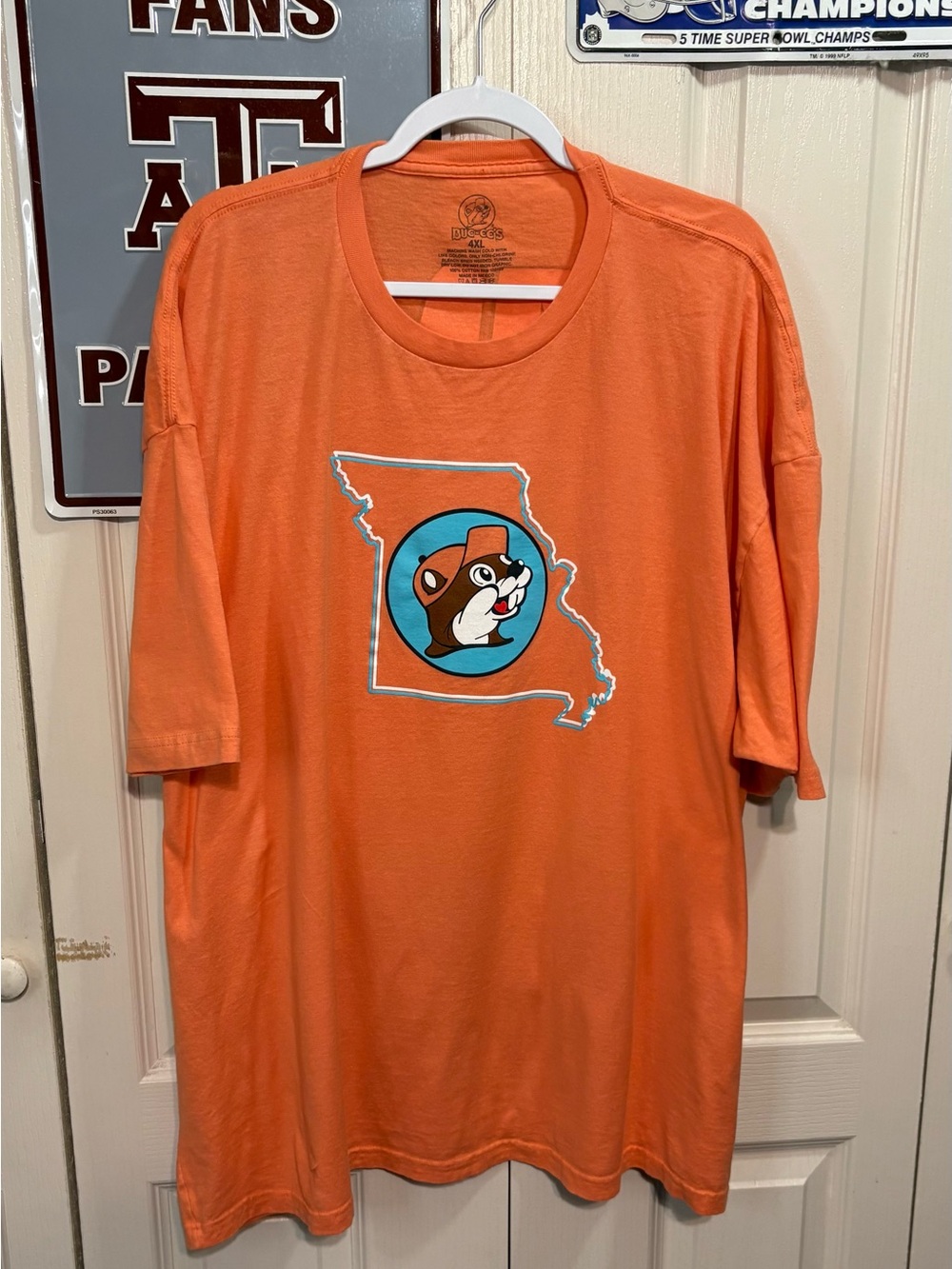 Buc-ee’s Orange Graphic T-Shirt with Cartoon Logo